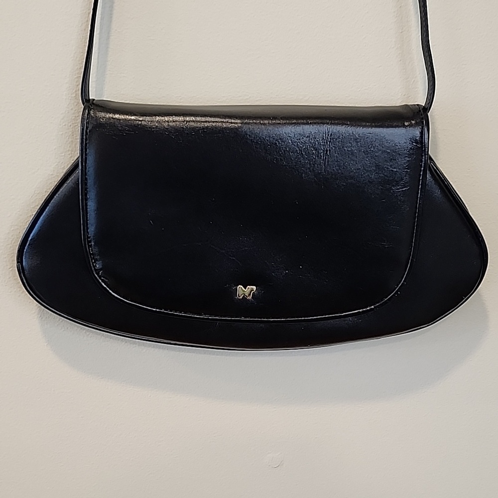 Vintage Nina Ricci Paris Elegant Black Crossbody Bag